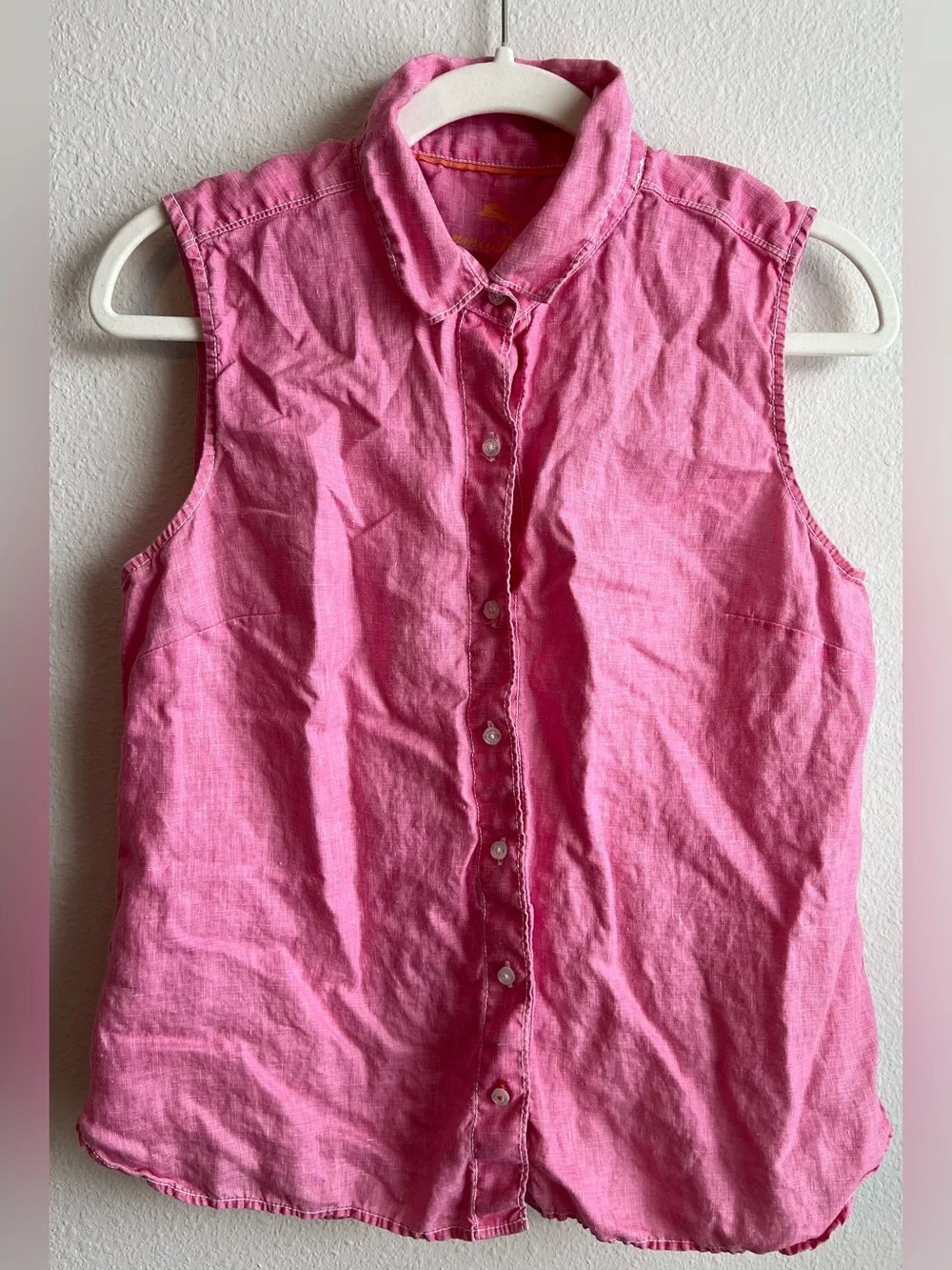 Tommy Bahama Coastalina Sleeveless Button-Down Linen Top in Pink - Picture 2 of 6